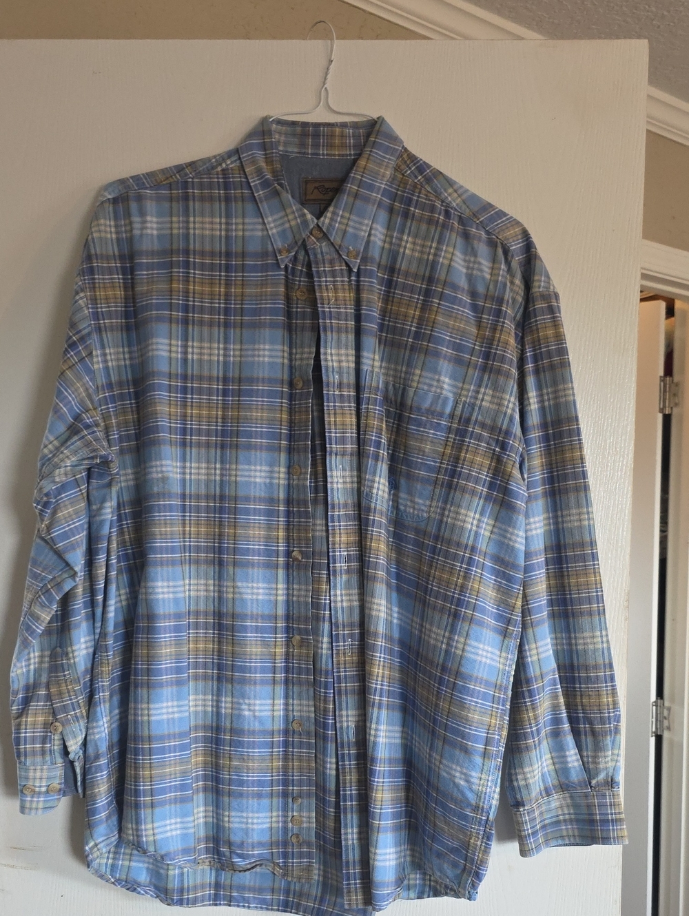 Roper Men's Blue and Tan Plaid Button-Down Shirt